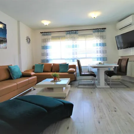 Grande Montemar - 2 Bathrooms, 10 Min To The Beach, Garage Apartamento *